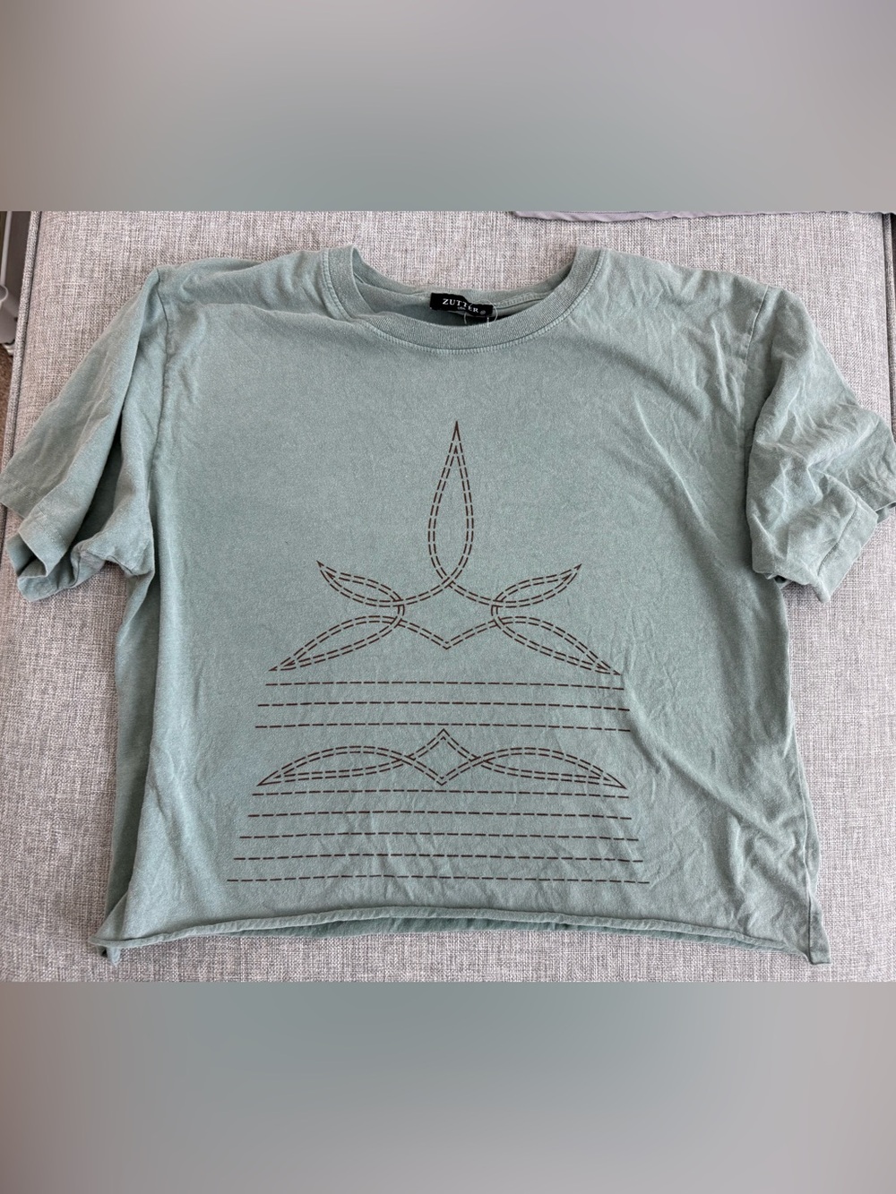 Zutter Crop Tee in Sage Green with Stitched Graphic